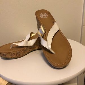Never worn elegant sandals